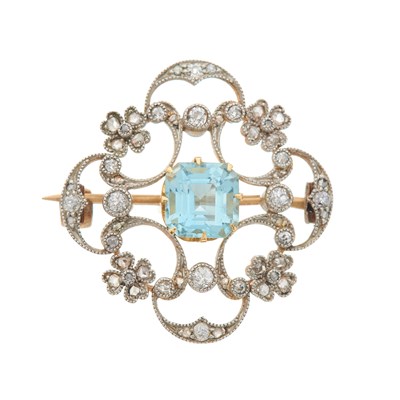 Lot 2 - An Edwardian silver and gold, square-shape...