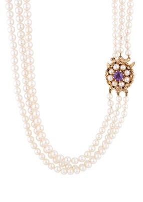 Lot 18 - A mid 20th century triple-row cultured pearl...