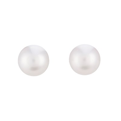Lot 44 - Mappin & Webb, a pair of 18ct gold cultured...