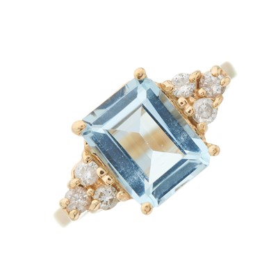 Lot 100 - A 14ct gold rectangular-shape aquamarine dress...