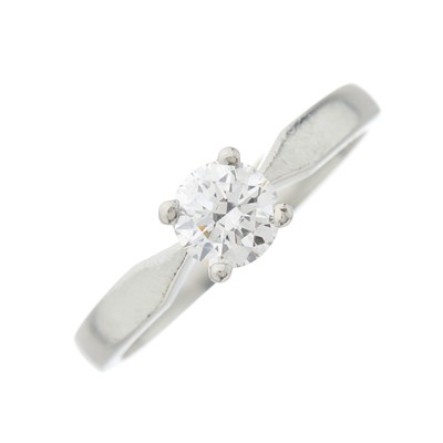Lot 168 - A platinum brilliant-cut diamond single-stone...