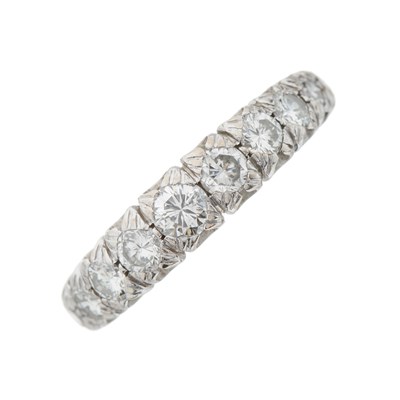 Lot 171 - An 18ct gold graduated brilliant-cut diamond...